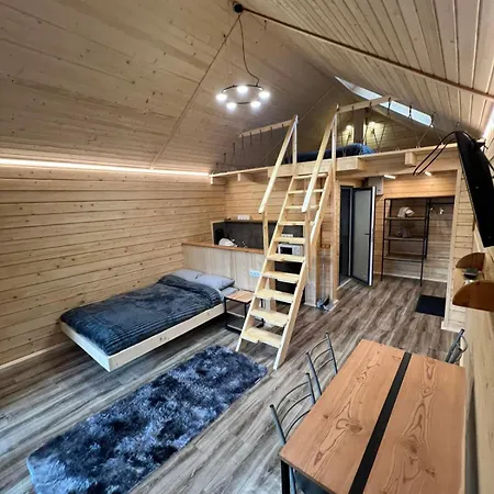 شقة Privat-villa-котедж *