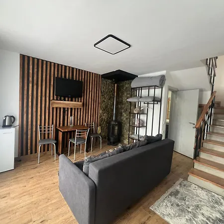 Privat-villa-котедж ميكوليتشن