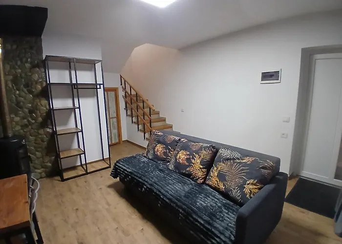 Privat-villa-котедж Apartman Mikulicsin