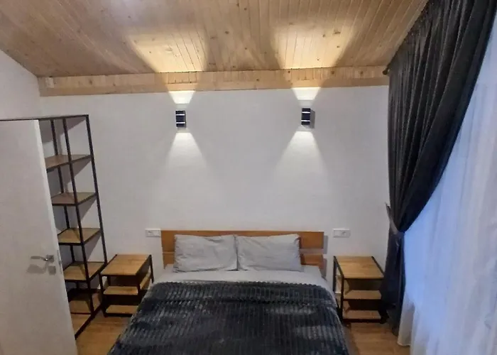 Privat-villa-котедж شقة