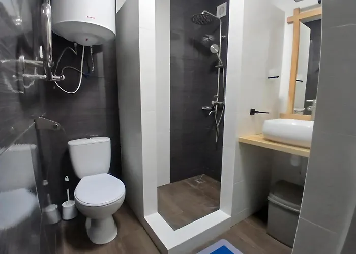 Privat-villa-котедж شقة